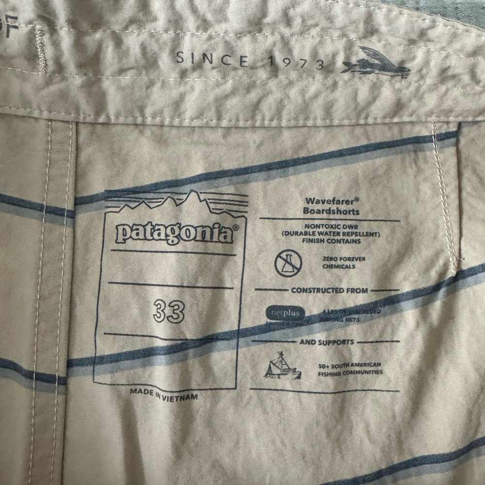 Patagonia Tan and Black Board Shorts Lightweight Swimwear - Picture 6 of 6